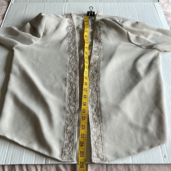 R&M Richards Cream Pink Floral Beaded Detail Sheer Blazer Jacket size 12P - Picture 9 of 17